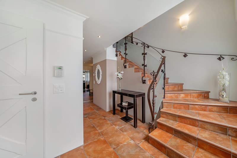 Attika Maisonette: ELEGANZ trifft auf GROSSZÜGIGKEIT (9)