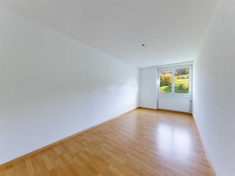 RESERVIERT: Attraktive 4.5-Zimmer-Gartenwohnung in ruhiger Wohnlage (5)