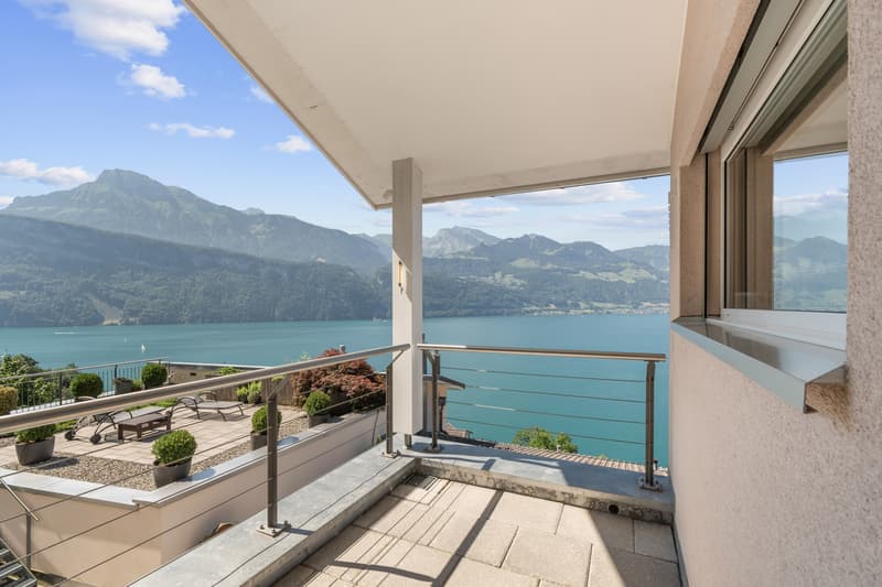 Traumhaftes Wohnen mit riesigem Garten und unverbaubarem See & Alpenpa (9)