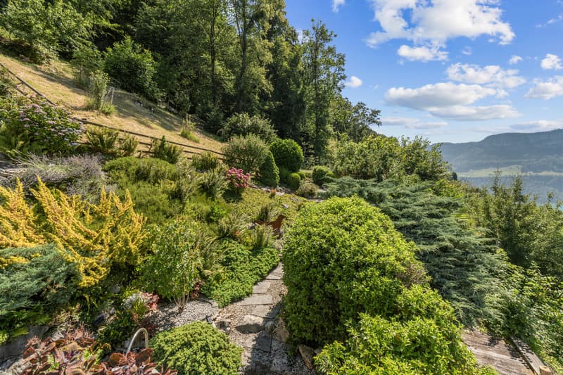Traumhaftes Wohnen mit riesigem Garten und unverbaubarem See & Alpenpa (7)