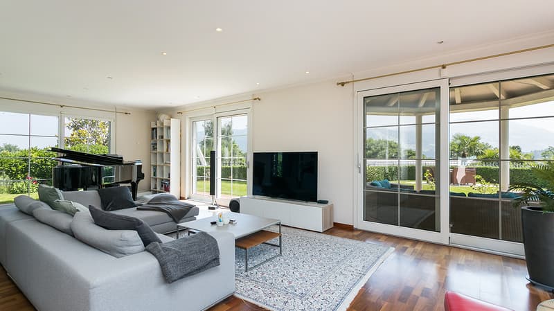 Lakefield House | Villa (9)