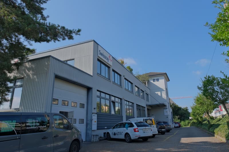 Aussen-Parkplätze
