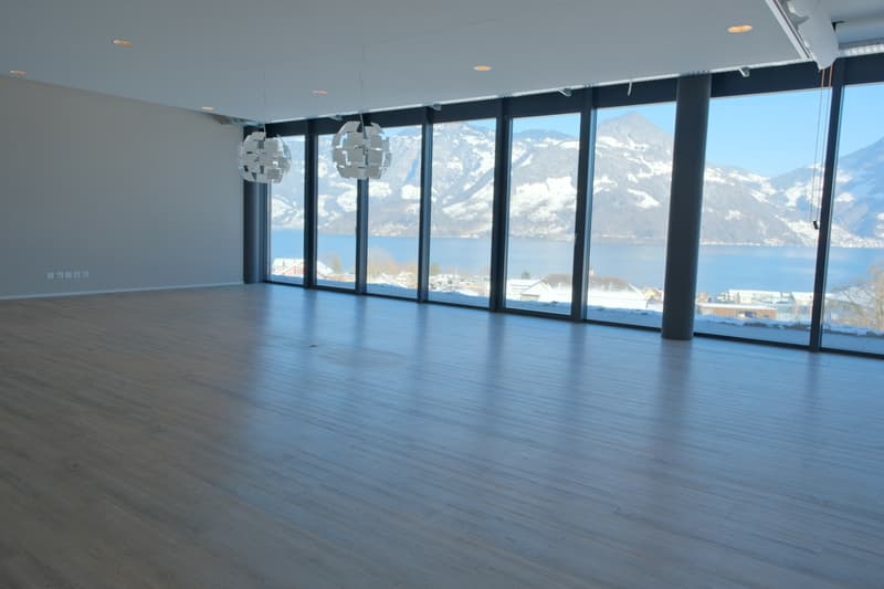 UG Büro / Showroom