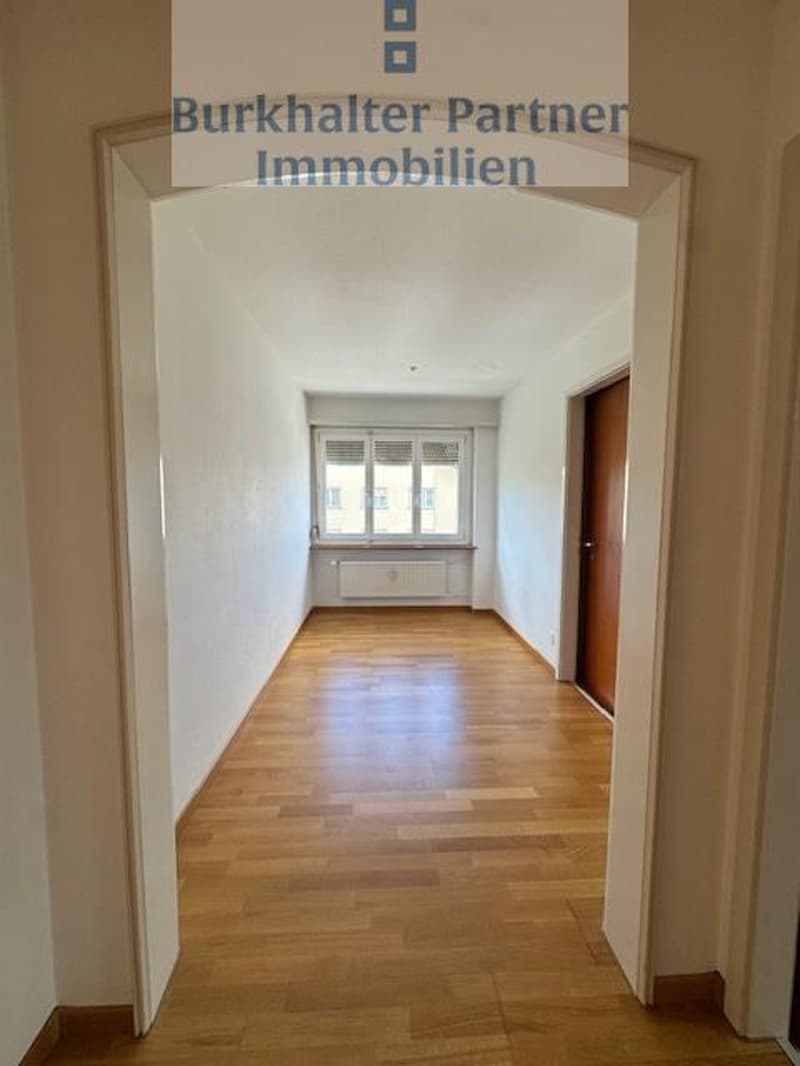 Bright and spacious 3.5-room apartment for rent (10)