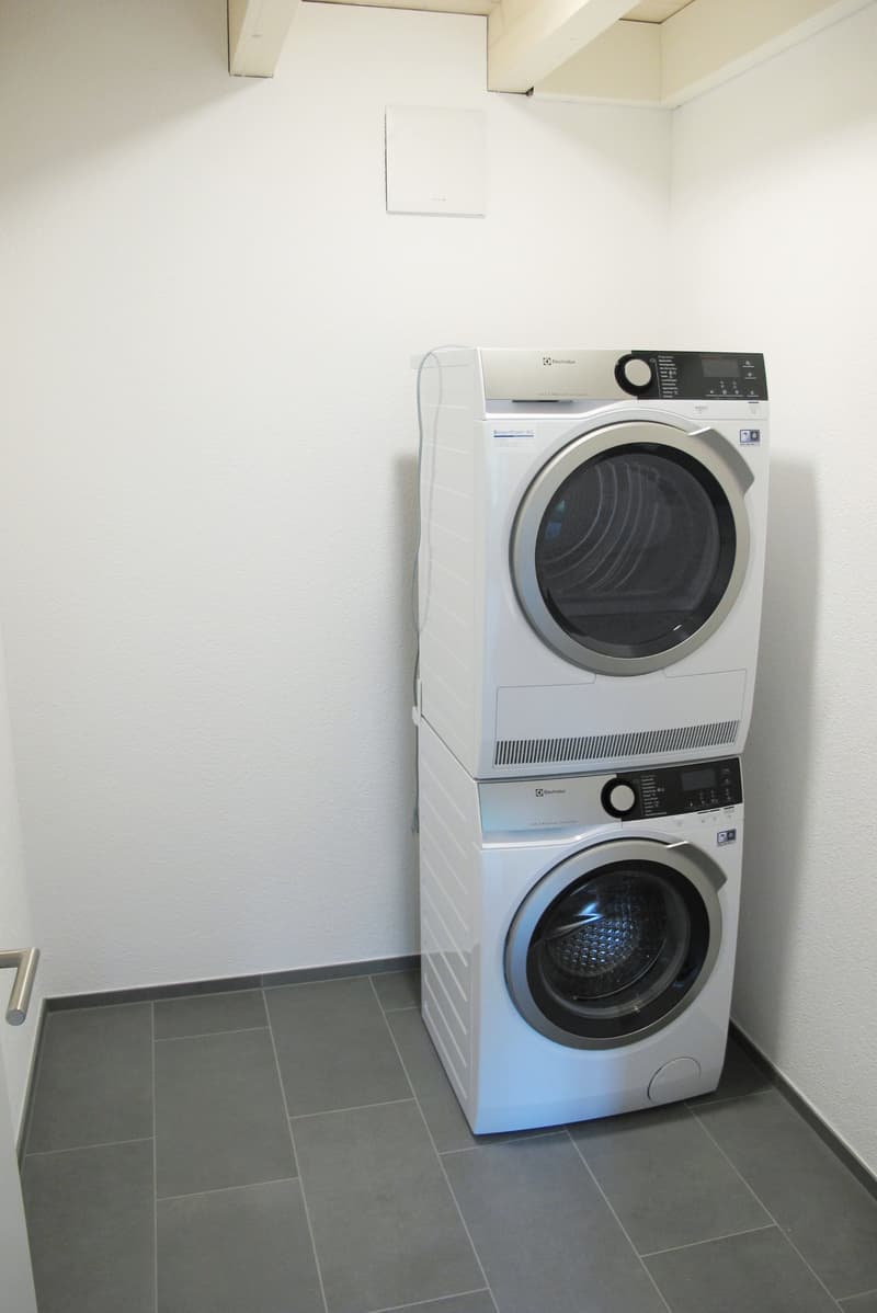 Bel appartement 4.5 - Duplex 1er étage / 2e étage au cœur d'Ittigen (8)