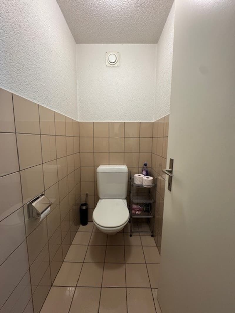 Local commercial attractif dans un emplacement bien desservi - polyvalent (4)