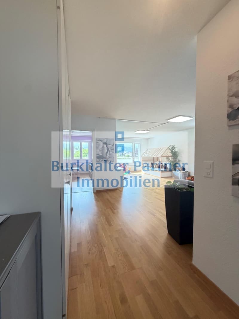 Looking for a spacious apartment in a central location? (5)
