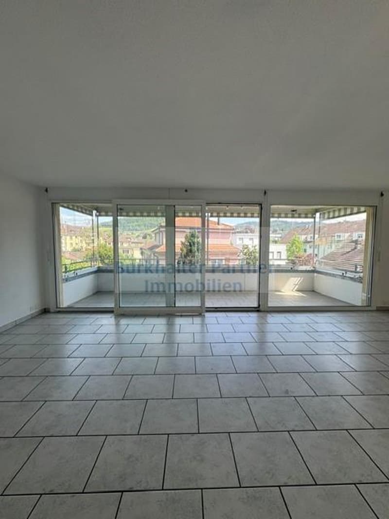 Helle 4,5-Zimmerwohnung am Dianaweg 8 in Liebefeld (2)