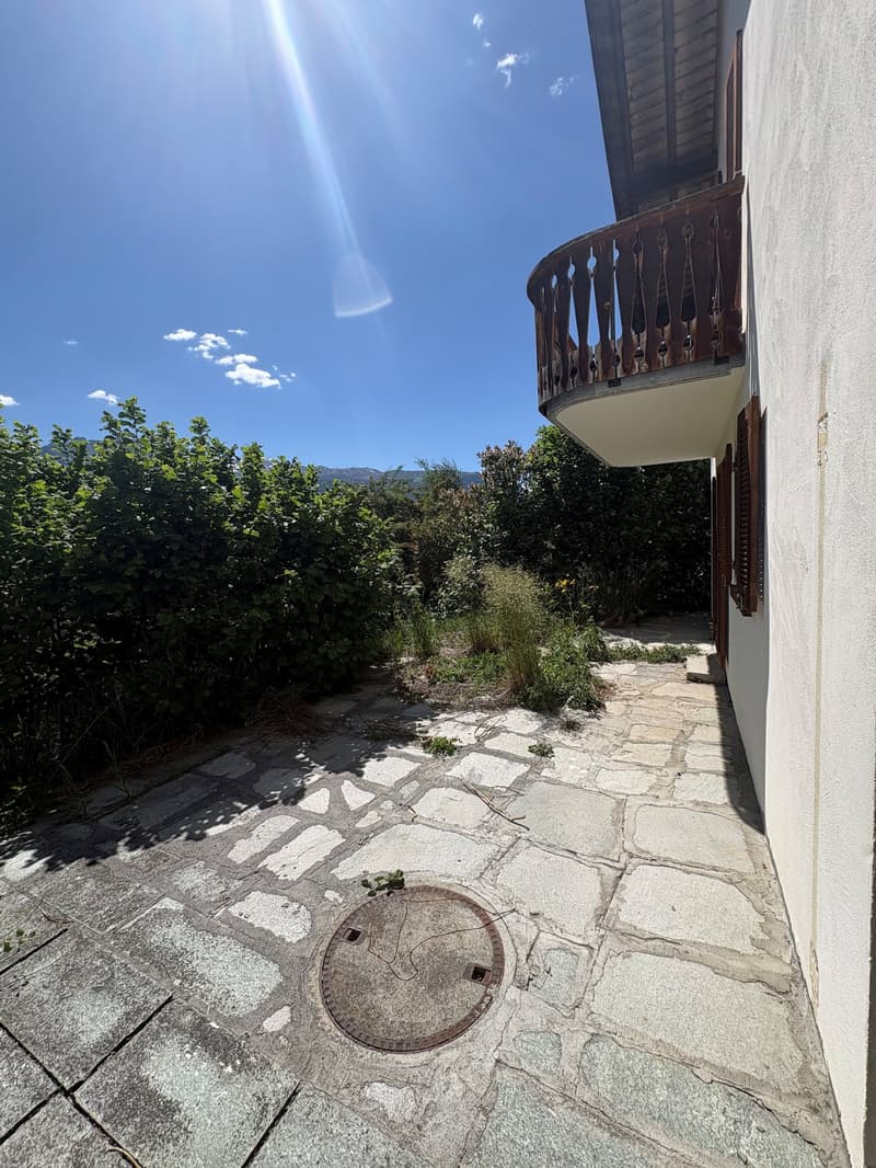Ampia casa unifamiliare di 4,5 locali a Brienz – disponibile immediatamente! (17)
