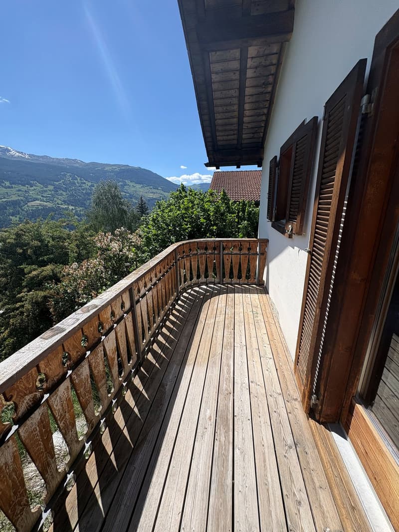Ampia casa unifamiliare di 4,5 locali a Brienz – disponibile immediatamente! (8)