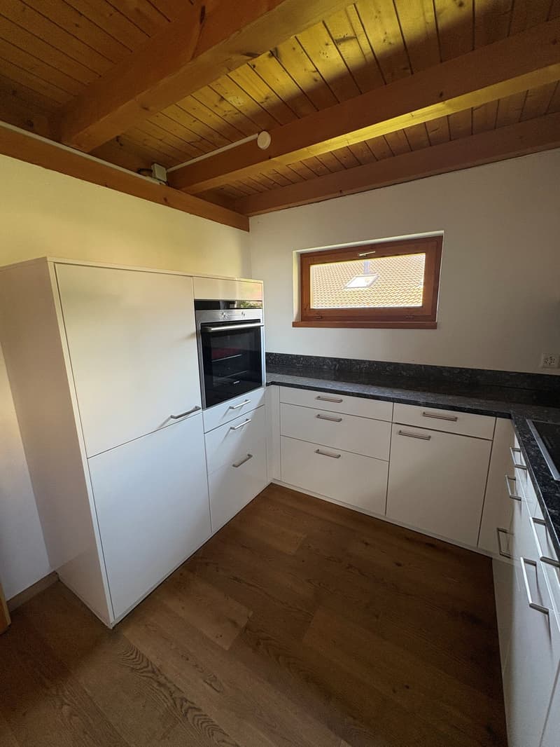Ampia casa unifamiliare di 4,5 locali a Brienz – disponibile immediatamente! (4)