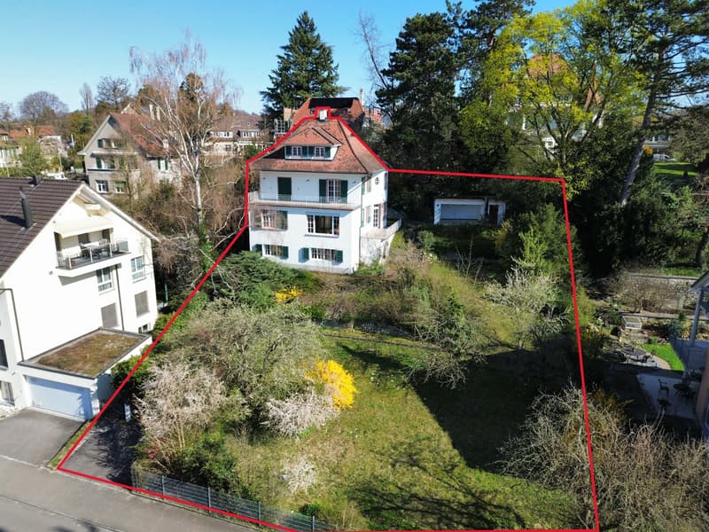 Villa di 8 stanze da ristrutturare in una posizione privilegiata a Riehen (13)