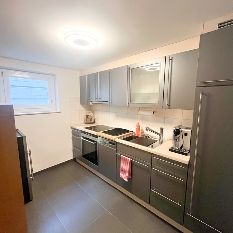 tiled floor, stainless steel appliances, gas stove, oven, dishwasher, washing machine, refrigerator, sink, faucet, ceiling light