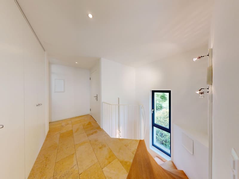 4.5-Room Terrace Apartment with Breathtaking Views (5)