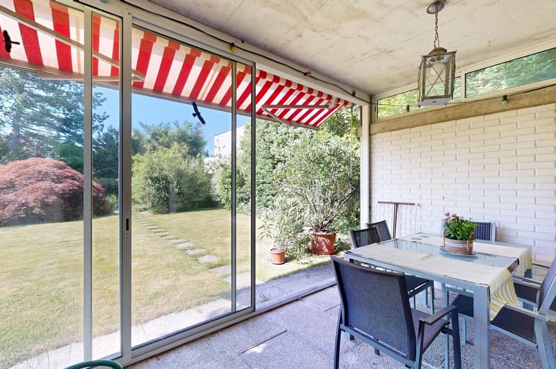 Maison de famille exclusive de 5,5 pièces avec espace extérieur spacieux (6)