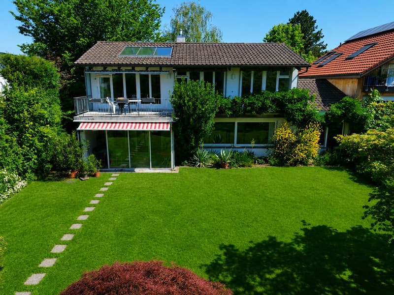 Maison de famille exclusive de 5,5 pièces avec espace extérieur spacieux (17)