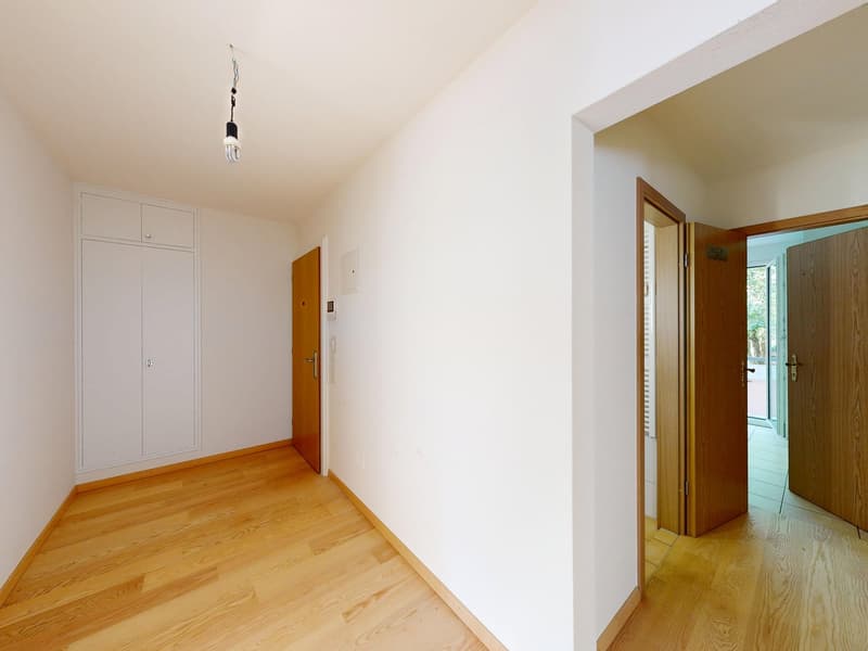 Appartamento luminoso 3.5 locali con balcone a Binningen (9)