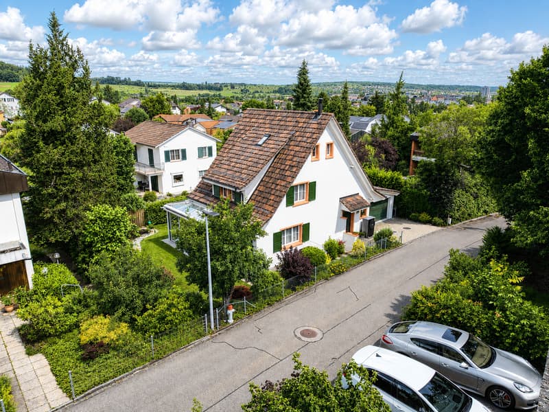 Casa unifamiliare di 5,5 locali in stile rustico in posizione privilegiata ad Aesch (15)