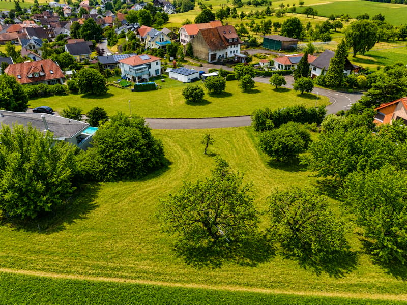 Generous building land plot with a dreamlike view (2)