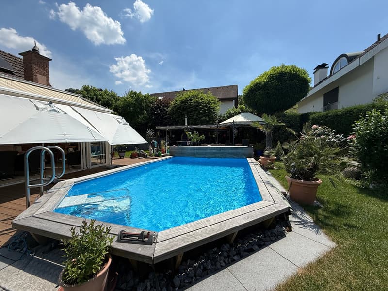 Stylish 6.5-room single-family house in top location in Münchenstein (19)