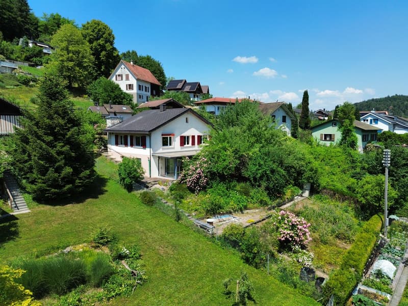 Living in the Green – 4.5-Room Single-Family Home in Bärschwil (16)