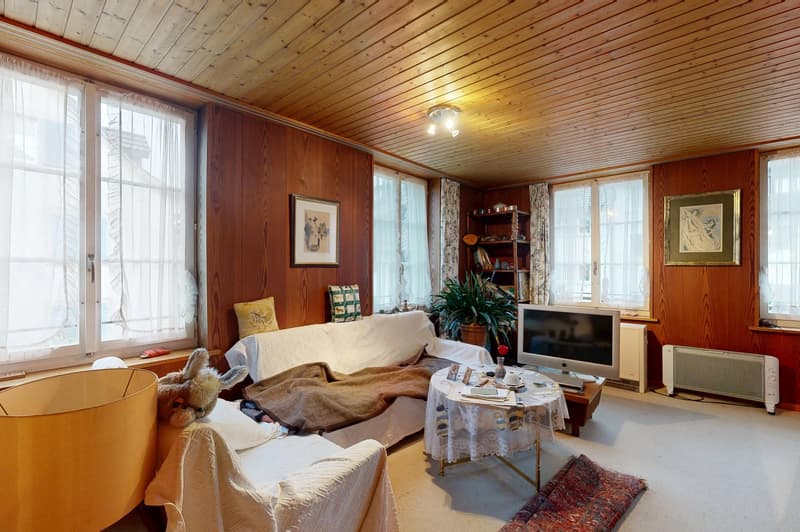 Casa d'angolo di 5 locali affascinante nel centro del villaggio (4)