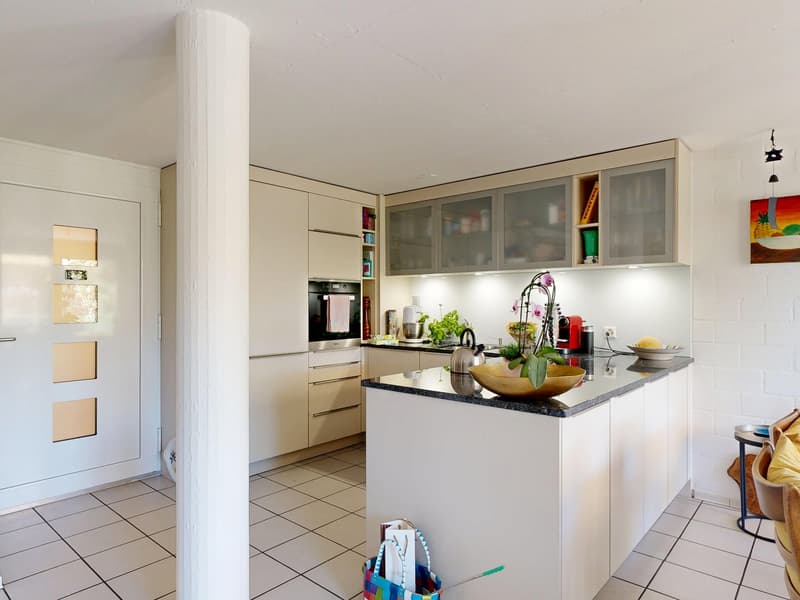 6.5-Zimmer-Doppelhaus mit Autoeinstellplatz (4)