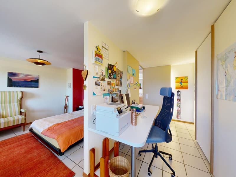 6.5-Zimmer-Doppelhaus mit Autoeinstellplatz (8)