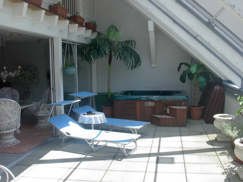 6-Zimmer Dach- Maisonette-Wohnung mit Wintergarten und schöner Terrasse (11)