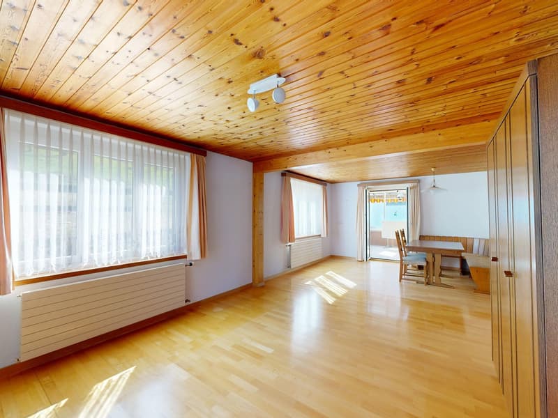 4.5-Zimmer-Einfamilienhaus in idyllischer Umgebung (3)
