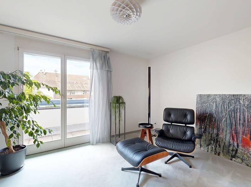 Grosszügiges 6.5-Zimmer Doppeleinfamilienhaus mit schönem Garten (9)