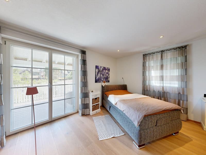 Exklusives 4.5-Zimmer Einfamilienhaus an ruhiger Lage (11)