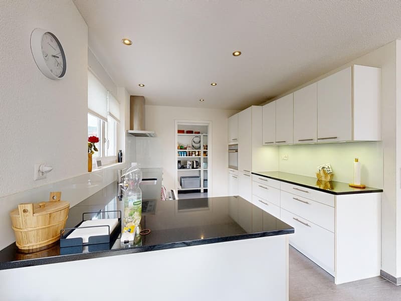 Grosszügiges 4.5-Zimmer-Einfamilienhaus mit ausgebautem Hobbyraum (5)
