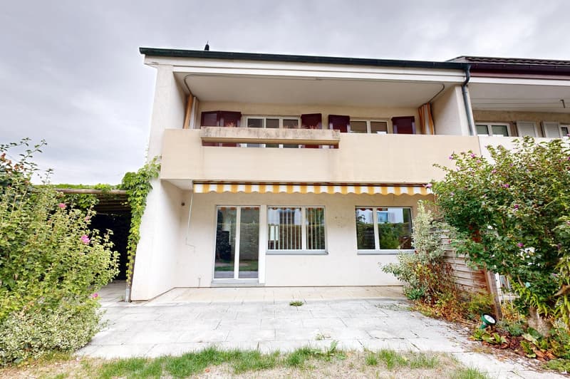 5.5-Zimmer Doppeleinfamilienhaus an ruhiger Lage (2)