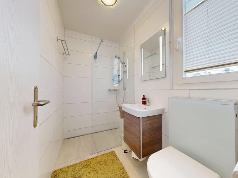5.5-Zimmer-Einfamilienhaus mit Weitsicht und Gartenidylle (8)