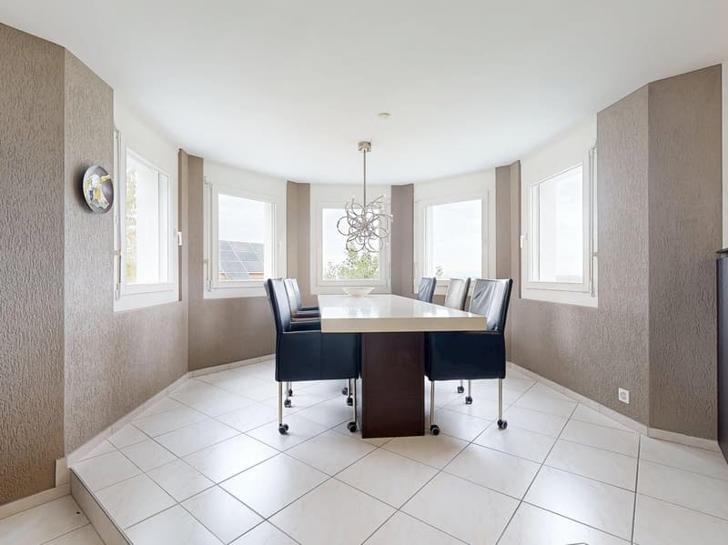 5.5-Zimmer-Einfamilienhaus mit Weitsicht und Gartenidylle (7)