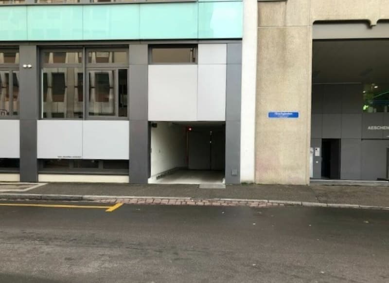 Places de stationnement - Hirschgässlein 19, Bâle (2)