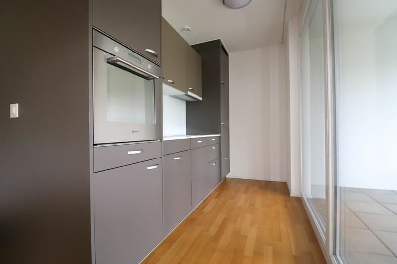 Vicino a Gartenstadt, Münchenstein - Appartamento moderno 2 1/2 locali al 1° piano in affitto (4)