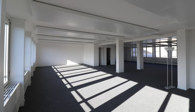 Uffici inondati di luce all'indirizzo commerciale migliore (5)