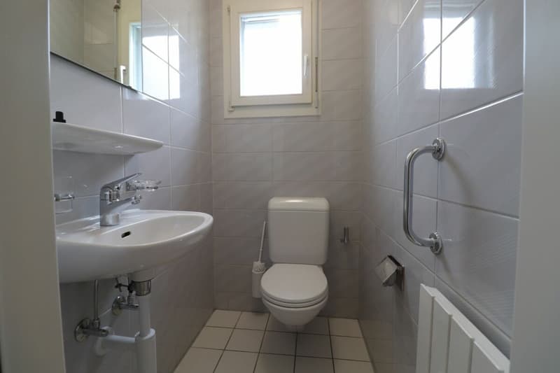 Près de Gartenbad Eglisee et Lange Erlen - appartement-maisonnette de 4 pièces confortable au 2e/3e étage (12)