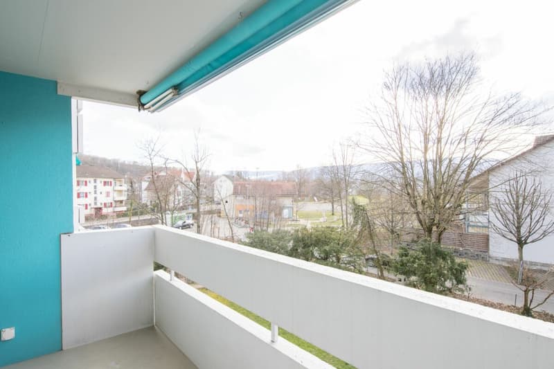 Zwischen Coop Center und Spielplatz Eisweiher - schöne 3-Zimmerwohnung in Oberwil (9)