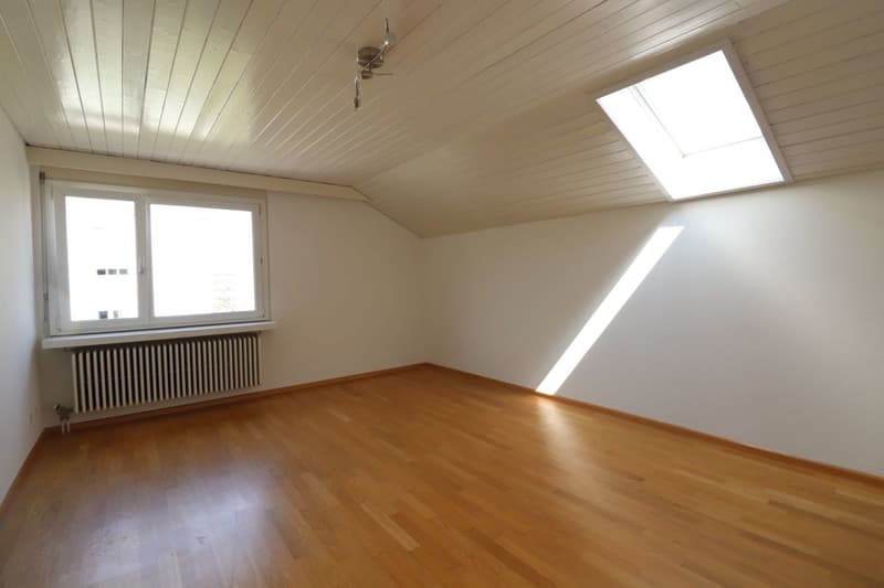 Kornackerstrasse, Frenkendorf - gemütliche und moderne Dachwohnung im 4.OG (5)