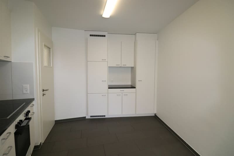Nähe Spalentor und Unispital- 3-Zimmerwohnung in Basel ideal für Singles oder Paare (3)