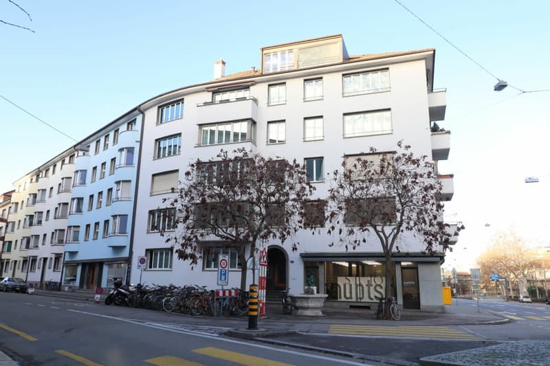 Nähe Spalentor und Unispital- 3-Zimmerwohnung in Basel ideal für Singles oder Paare (1)