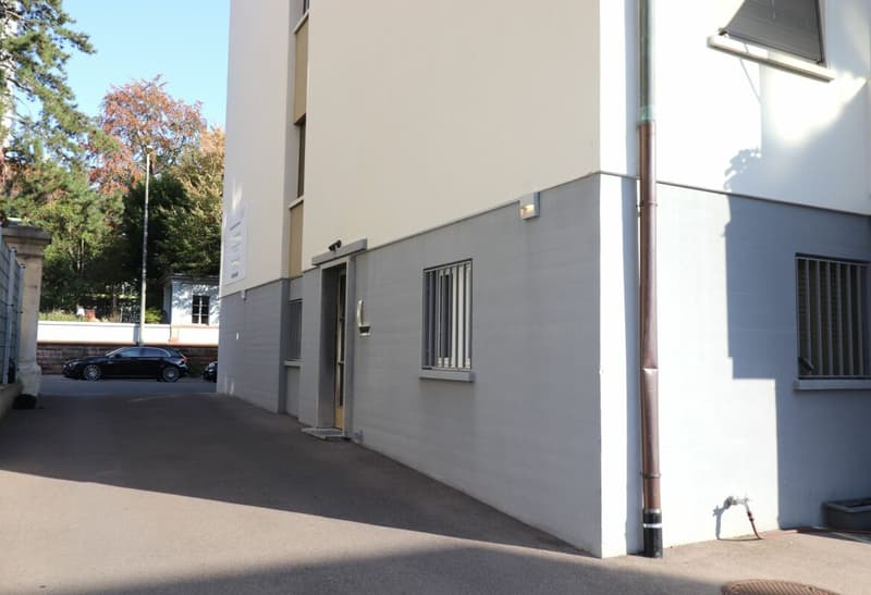 Büro-/Therapieräume Nähe Aeschenplatz und Bahnhof SBB (10)