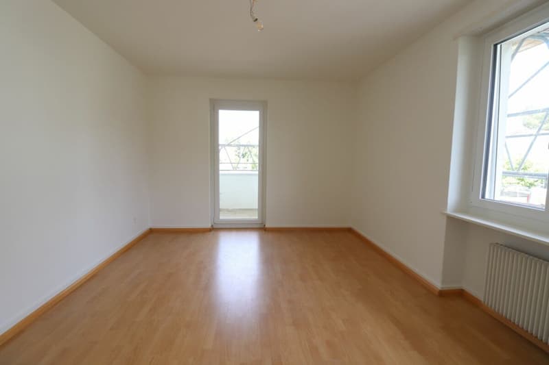 Reinach, Nähe Dorfzentrum - moderne 3-Zimmerwohnung an der Alemannenstrasse (7)