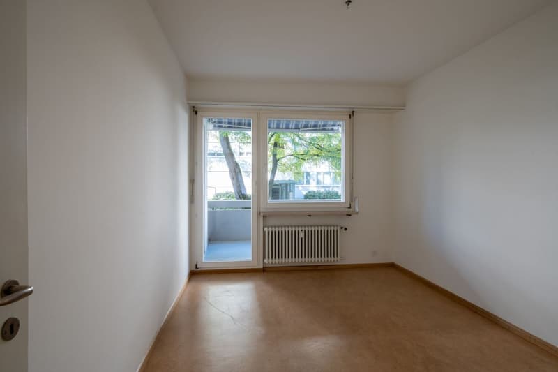 Zwischen Gartenbad Bachgraben und Kannenfeldpark - gemütliche 3-Zimmerwohnung im 3.OG (5)