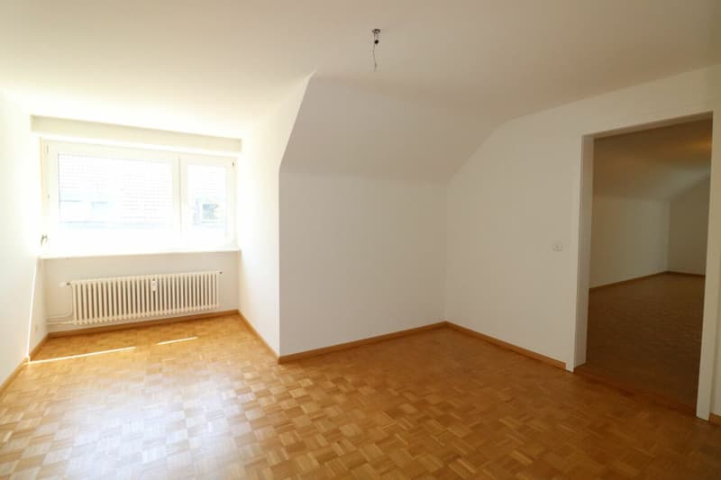 Wohnen in Riehen - grosszügige 3 1/2- Zimmerwohnung mit zusätzlichem Mansardenzimmer in ruhiger Quartierstrasse (6)