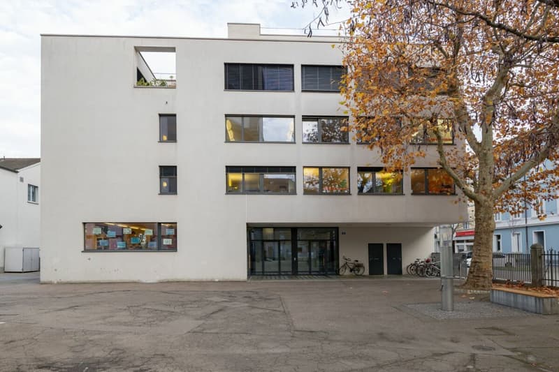 Zwischen Dreirosenbrücke und Musical Theater - gemütliche 3-Zimmerwohnung in Kleinbasel zu vermieten (1)