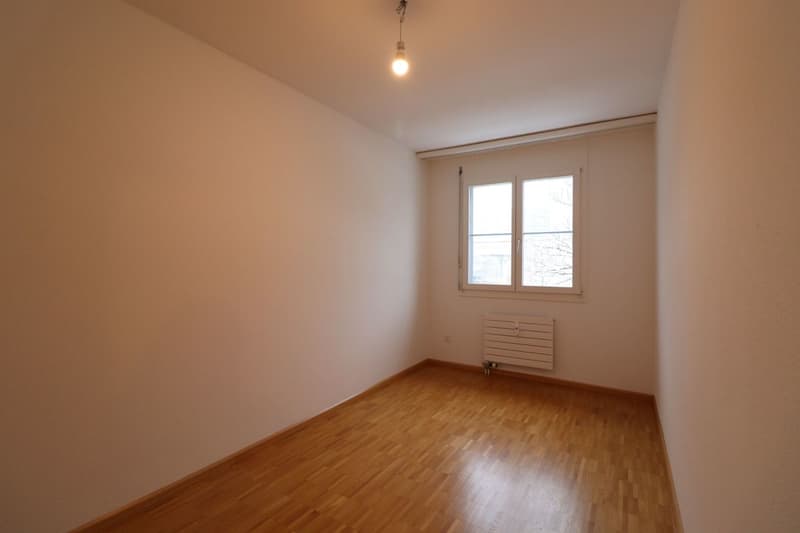 Nähe Gartenbad Eglisee und Lange Erlen - gemütliche 4-Zimmerwohnung im 1.OG (10)